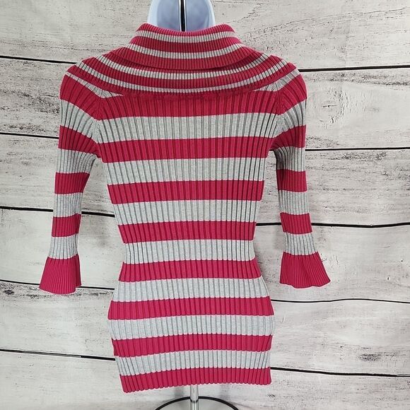 💚Pink Rose Gray & Pink Striped Button Cowl Neck 3/4 Sleeve Sweater Large - Picture 2 of 13